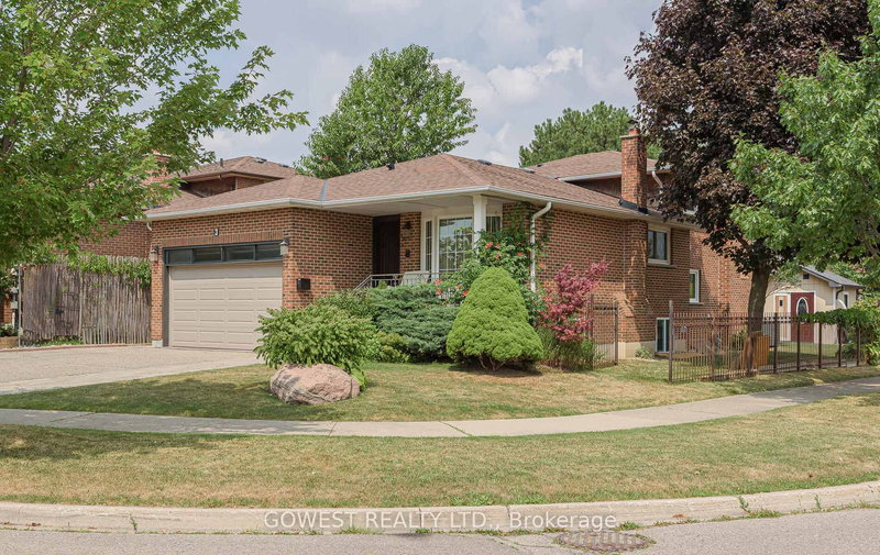 Bsmt - 3 Pottery Cres, Brampton, L6S 3S2 | Image 2