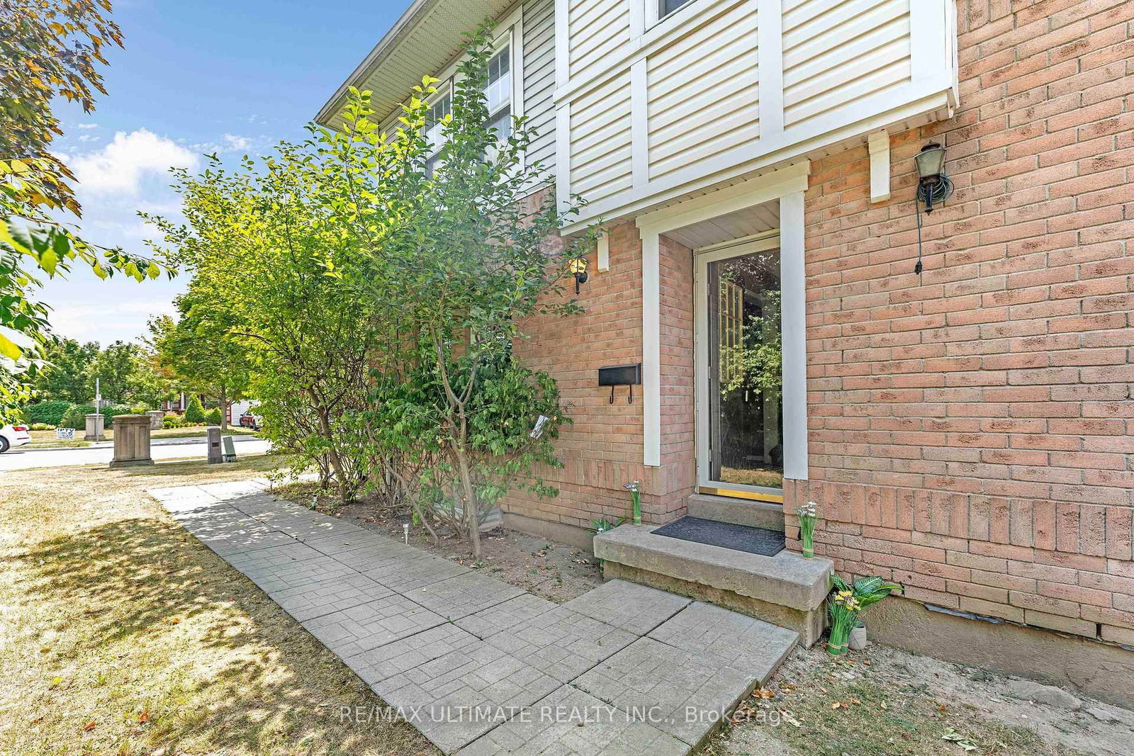 Listing Image 45