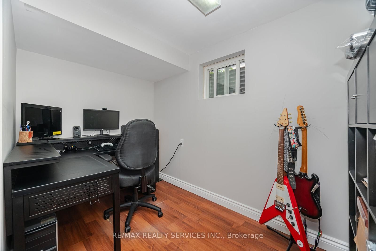 Listing Image 22