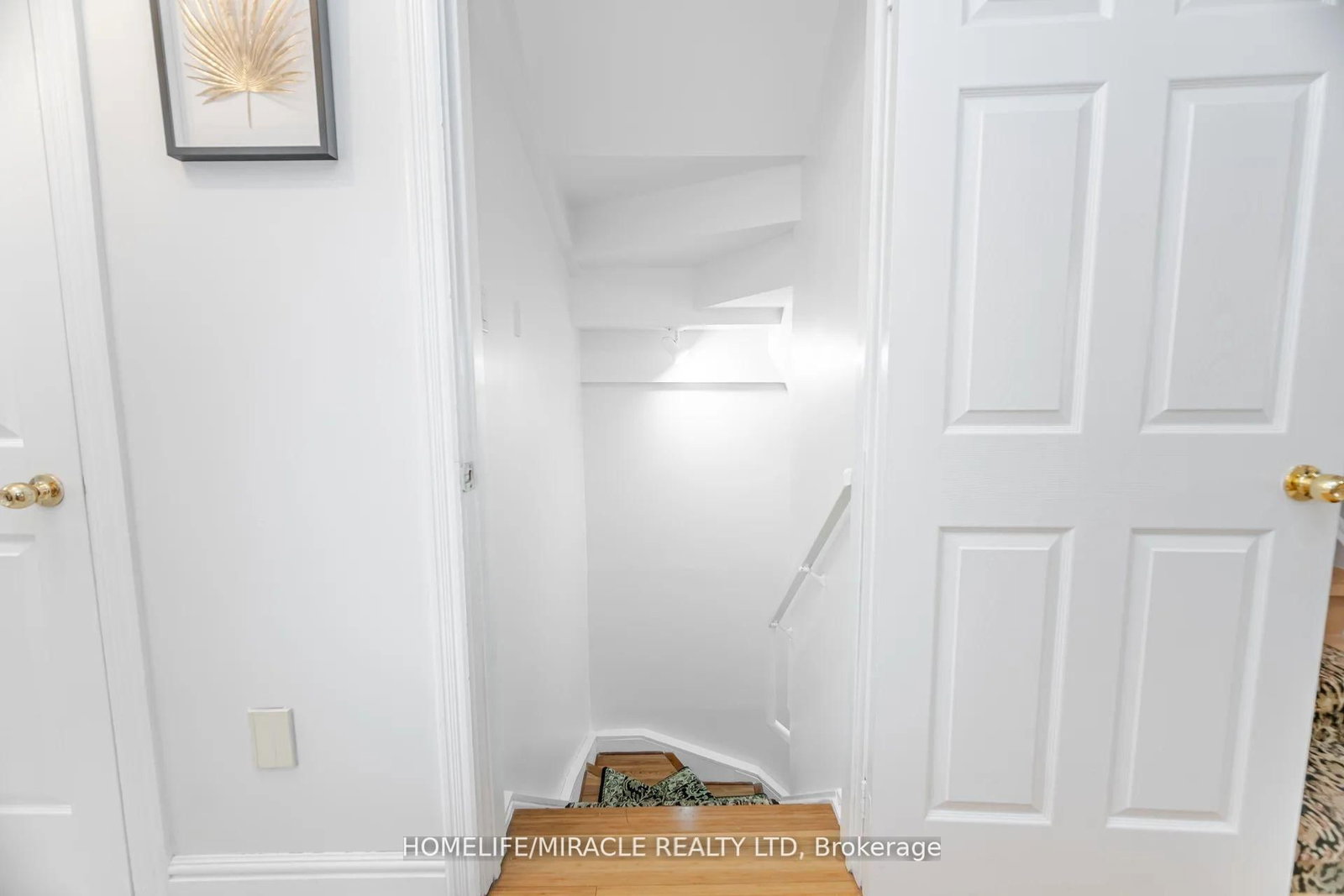 Listing Image 33
