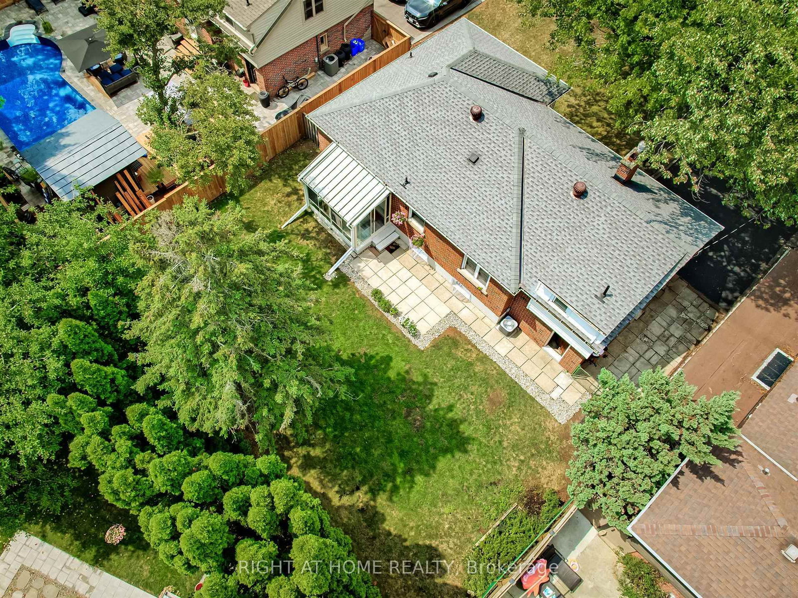 Listing Image 40