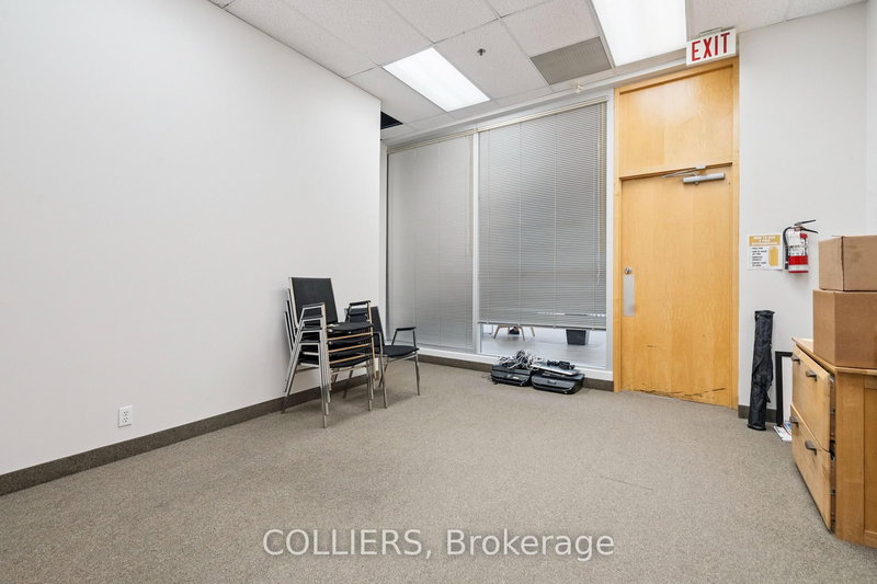 212 - 777 Guelph Line, Burlington, L7R 3N2 | Image 3