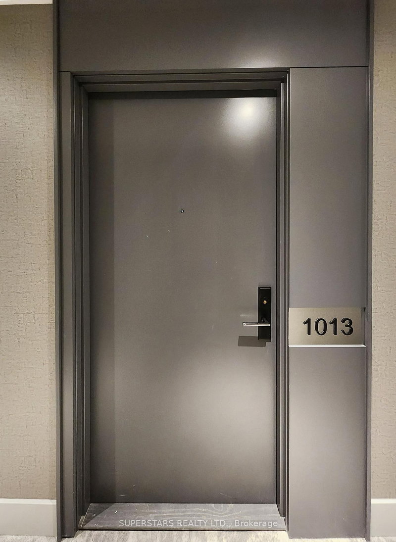 Room1