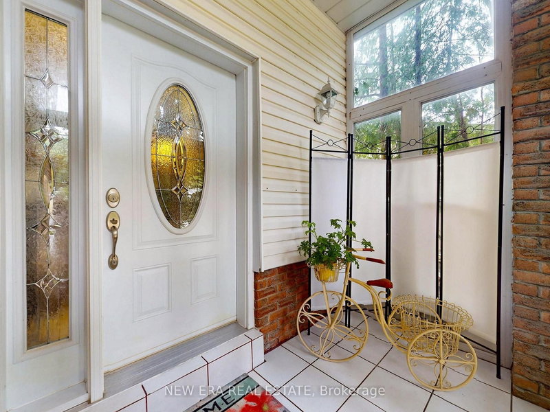 2669 Inlake Crt, Mississauga, L5N 2A6 | Image 2