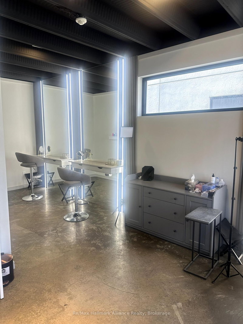 400 - 155 Thirtieth St, Toronto, M8W 3C3 | Image 2