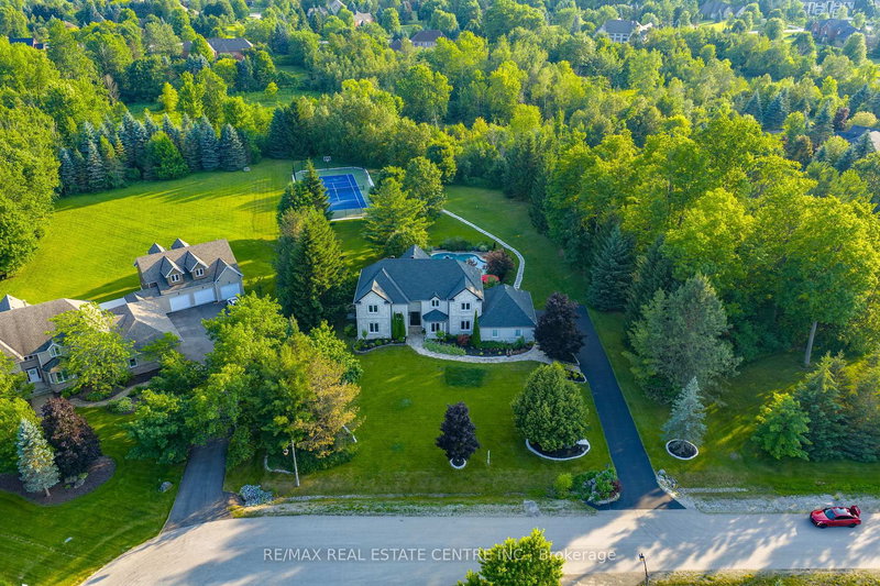 11135 Menzies Crt, Milton, L0P 1B0 | Image 2