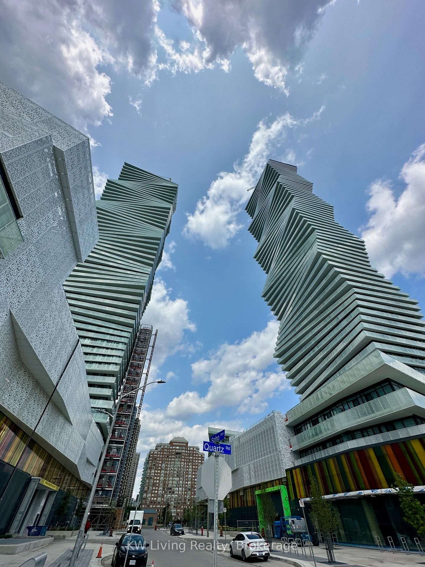 Mississauga, view 1