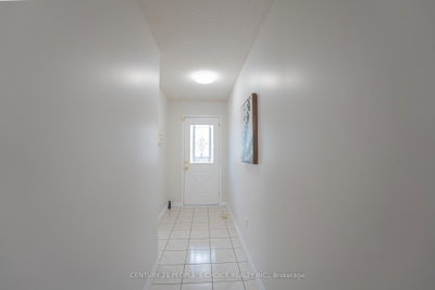 2247 Silverbirch Court — photo 5