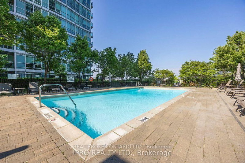 608 - 185 Legion Rd N, Toronto, M8Y 0A1 | Image 3
