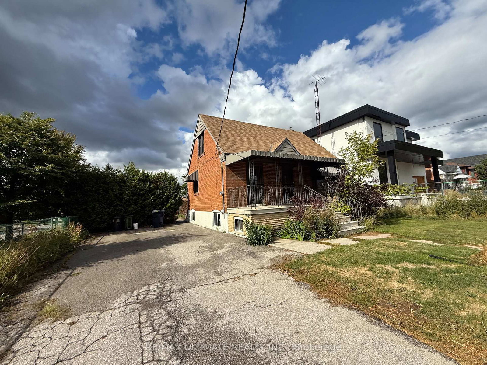 Listing Image 7