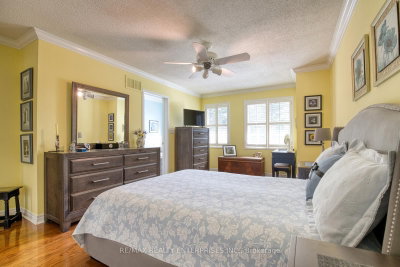 23 Ellen Mississauga,ON L5M 1R8 — Photo 16