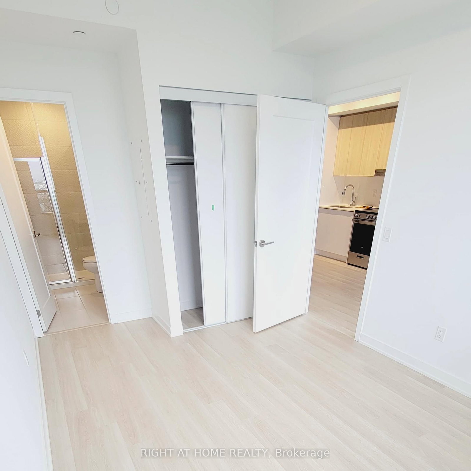 5105 Hurontario Street, Unit 3001 - Photo 12