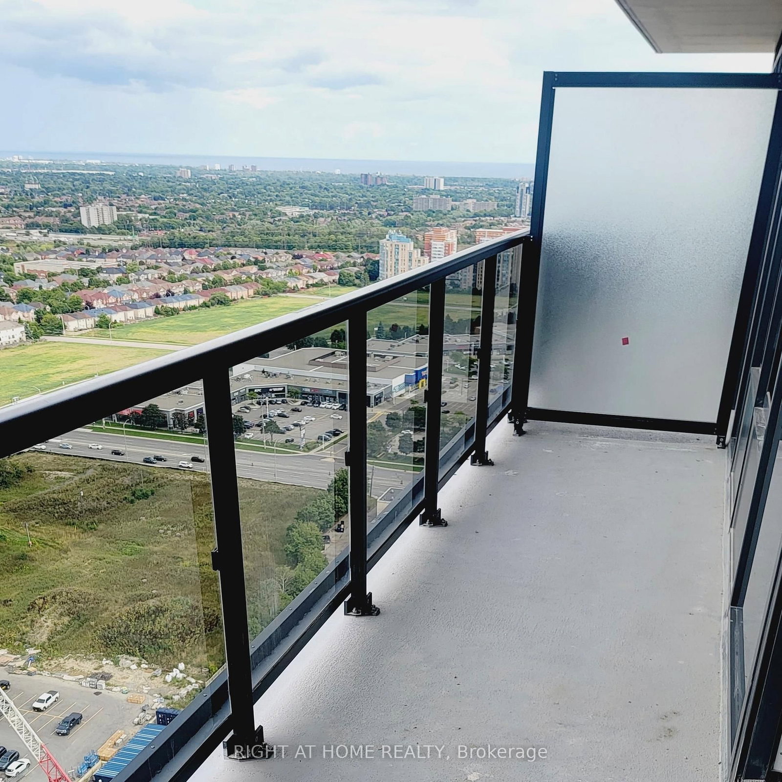 5105 Hurontario Street, Unit 3001 - Photo 16