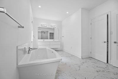 121 High Mississauga,ON L5H 1K4 — Photo 29