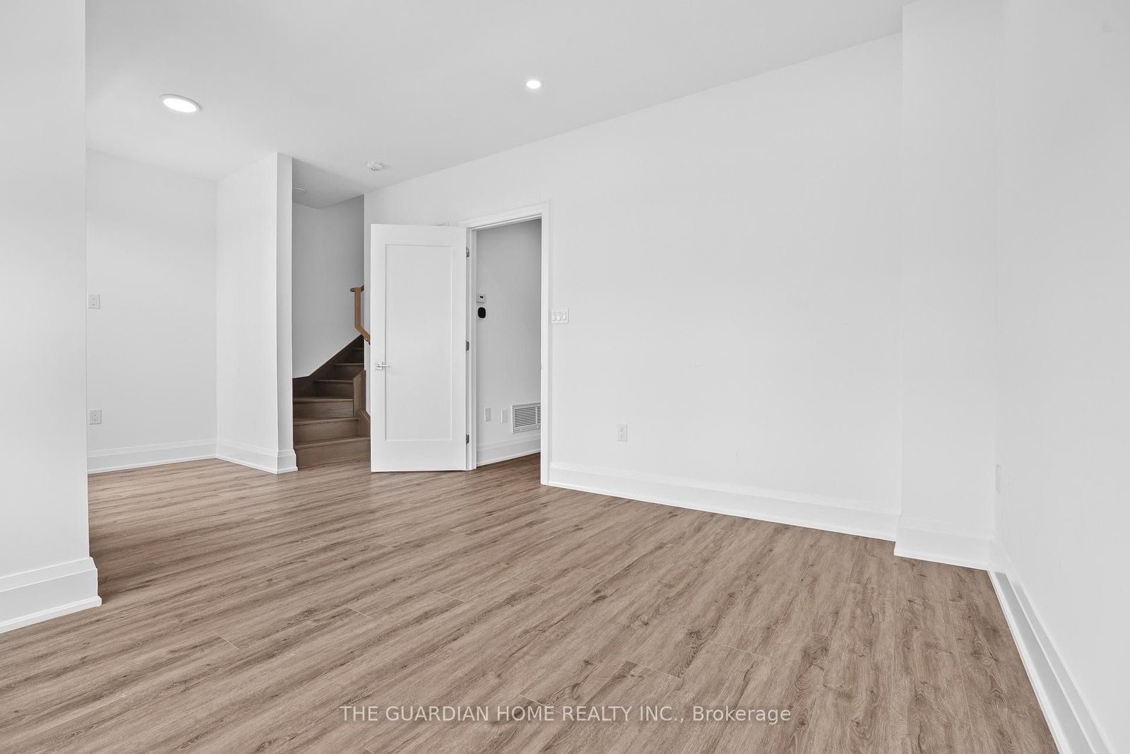 121 High Mississauga,ON L5H 1K4 — Photo 31