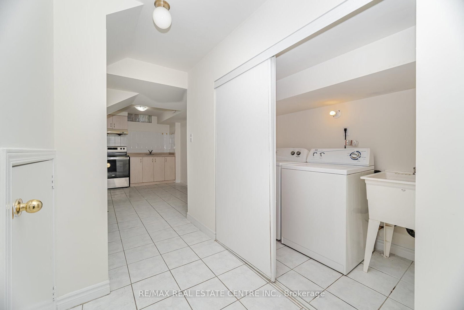 Listing Image 49