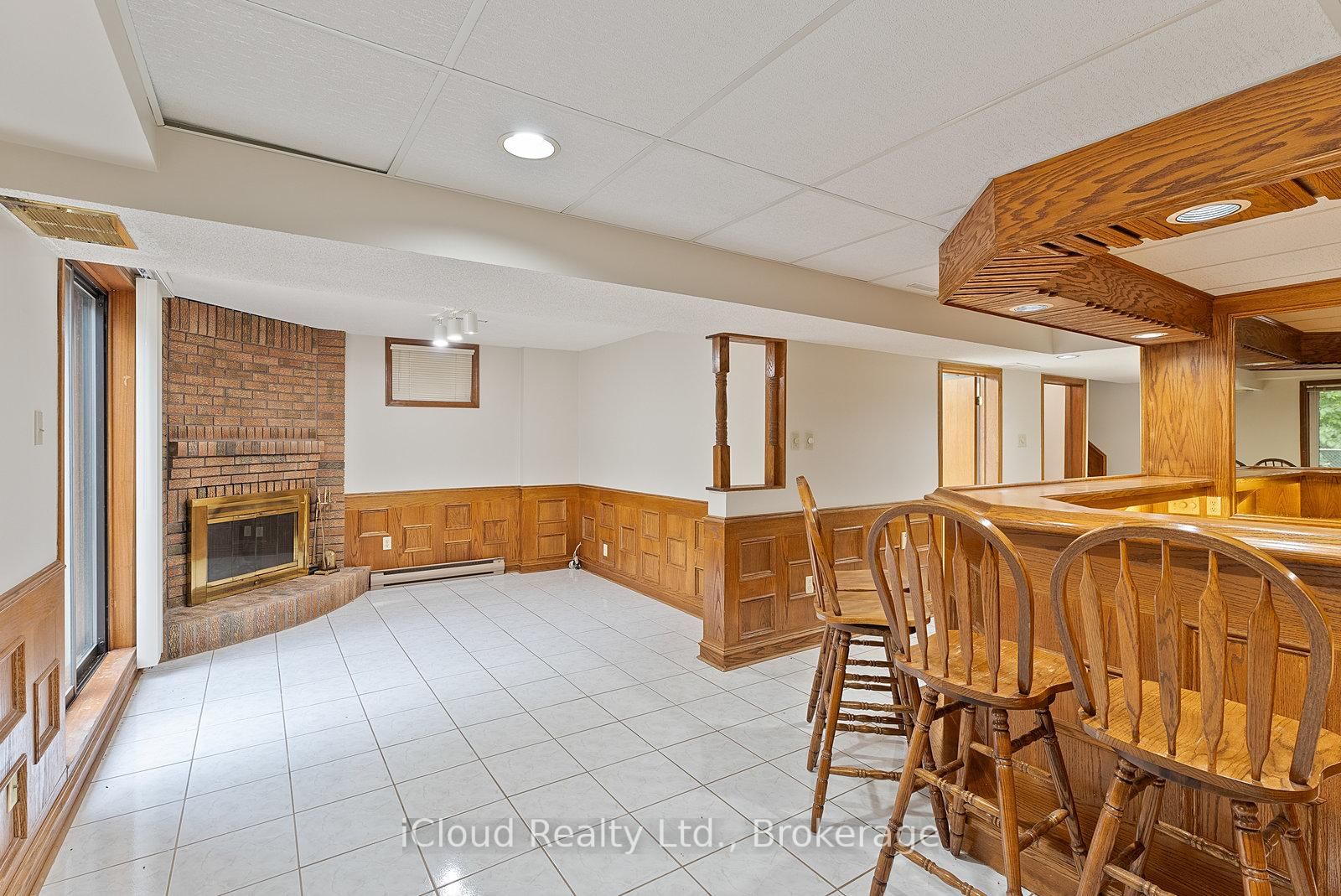 Listing Image 46