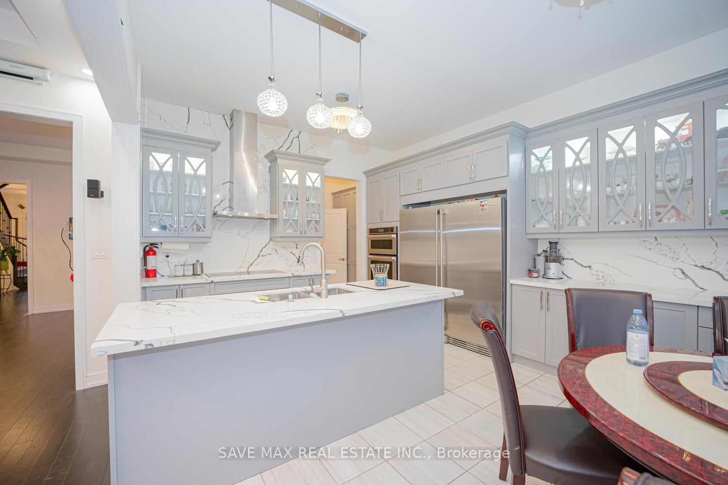 Listing Image 13