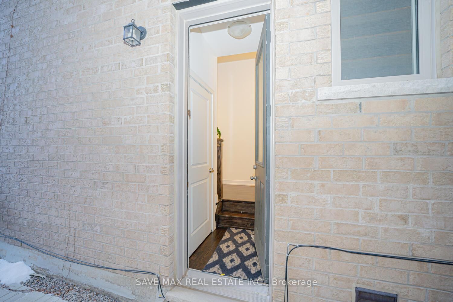 Listing Image 36