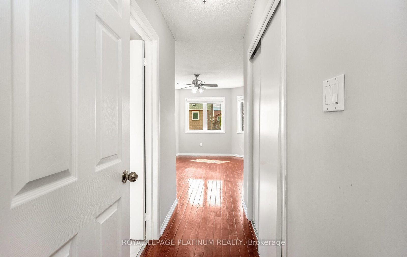 Listing Image 24