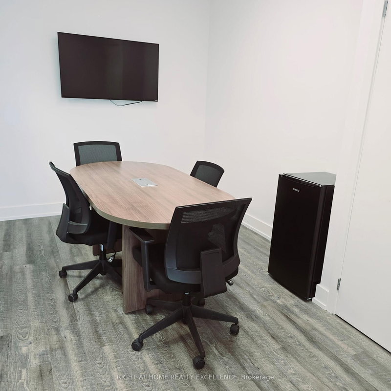 317 - 50 Sunny Meadow Blvd, Brampton, L6R 0Y7 | Image 3