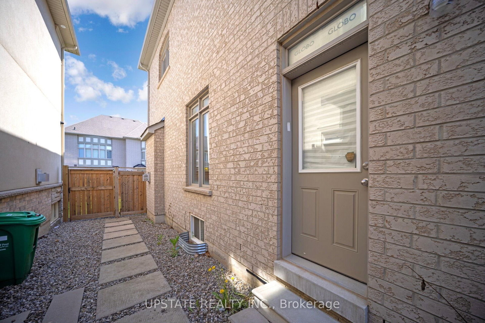 Listing Image 45
