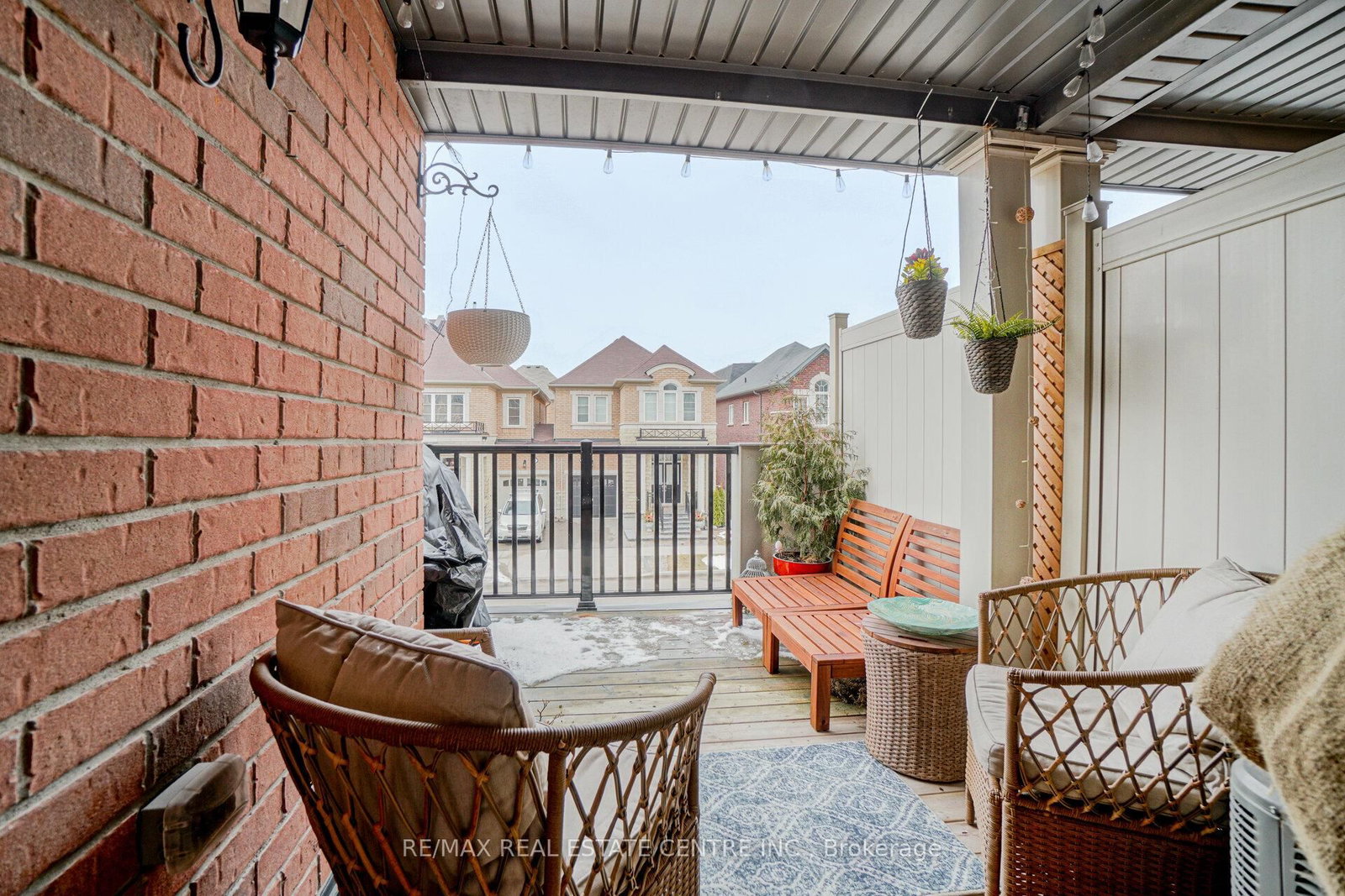 Listing Image 18
