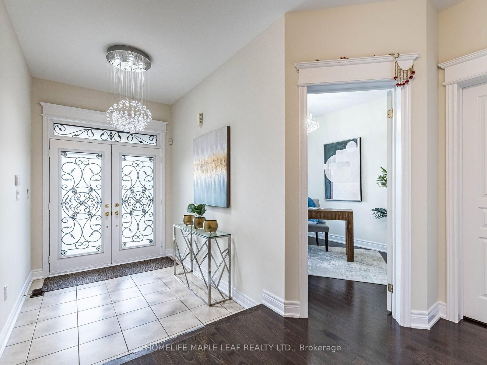 Listing Image 9