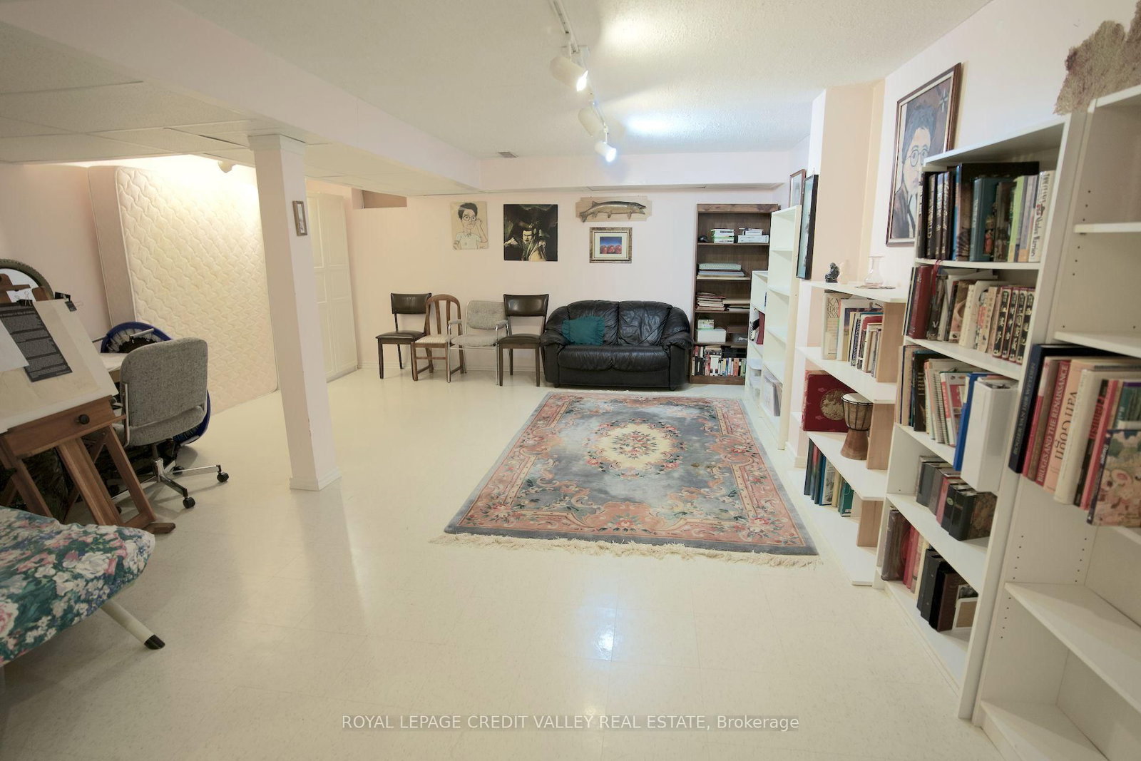 Listing Image 32