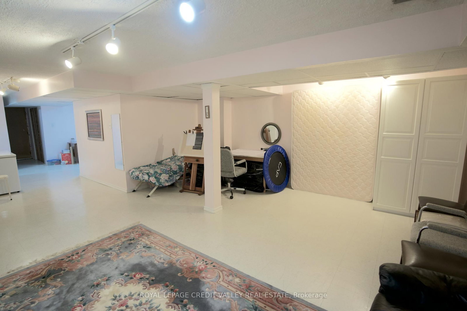 Listing Image 34