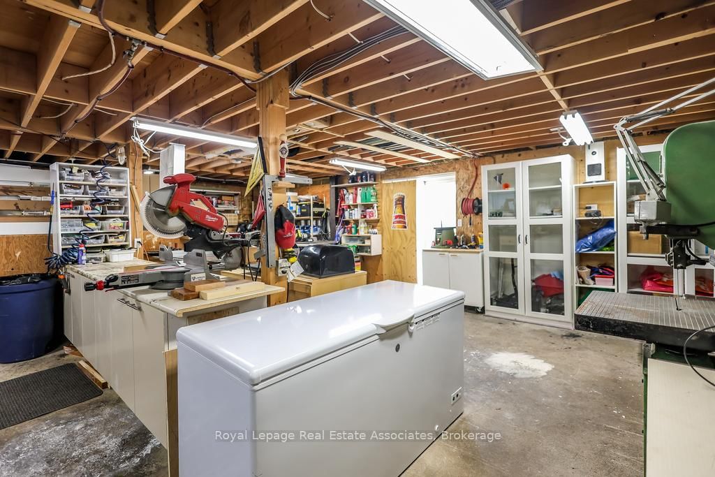 Listing Image 47