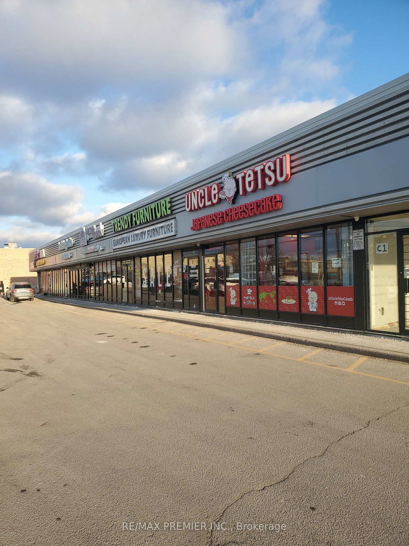 F - 39 Orfus Rd, Toronto, M6A 1L7 | Image 2