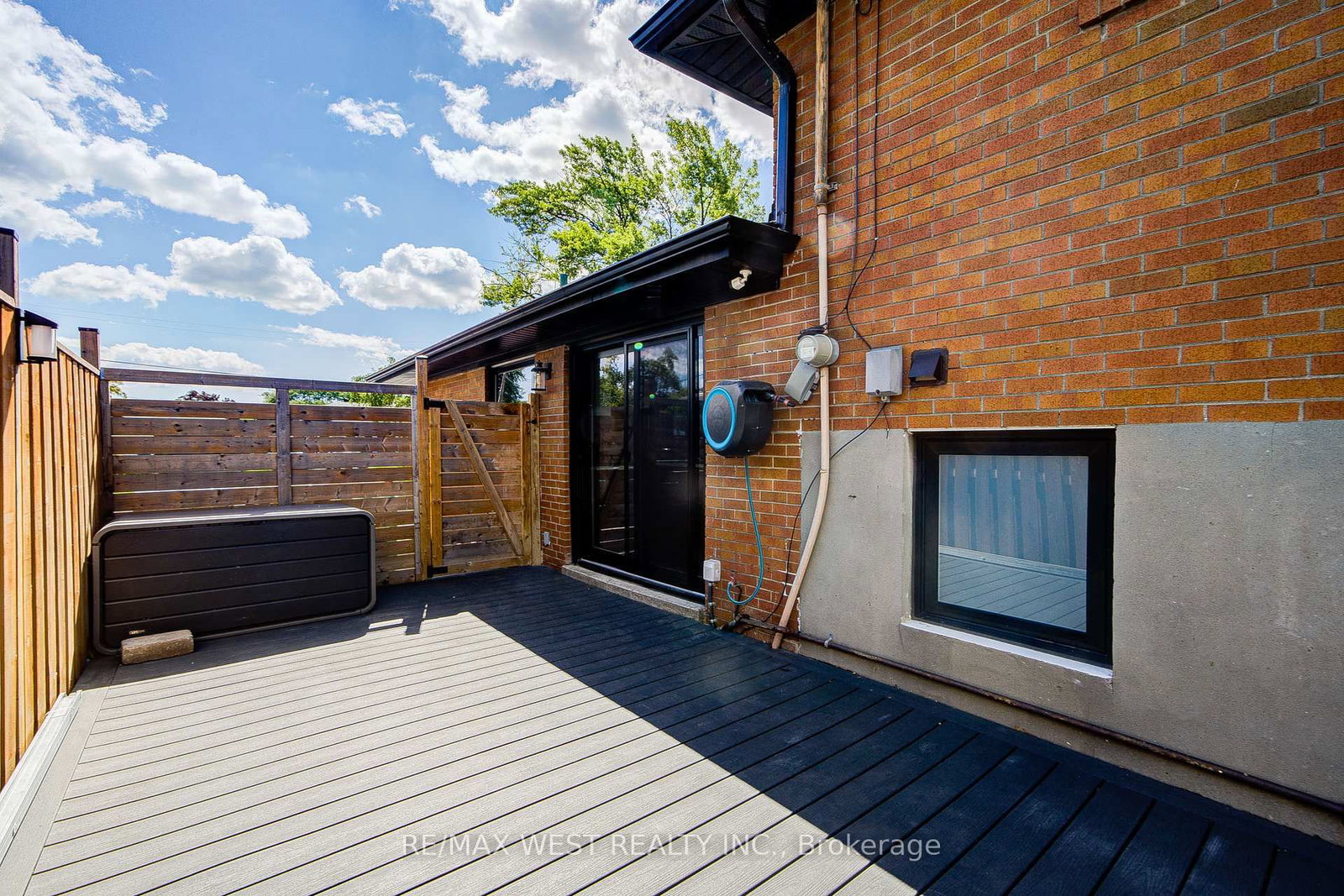 Listing Image 49