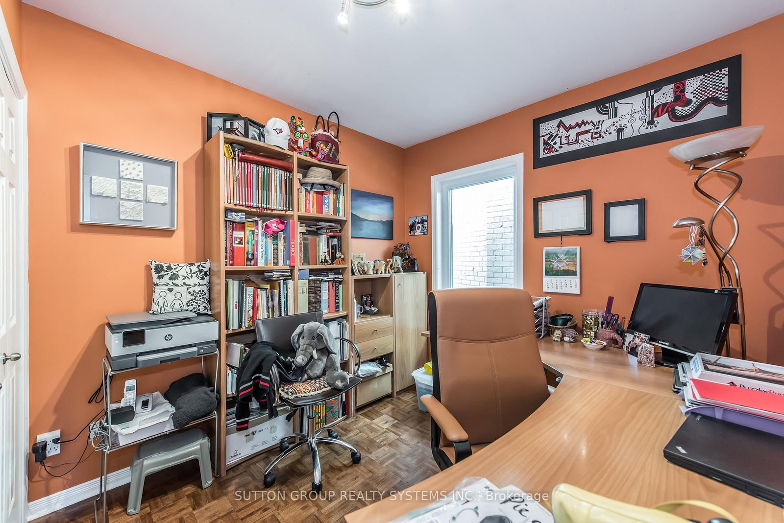 Listing Image 11
