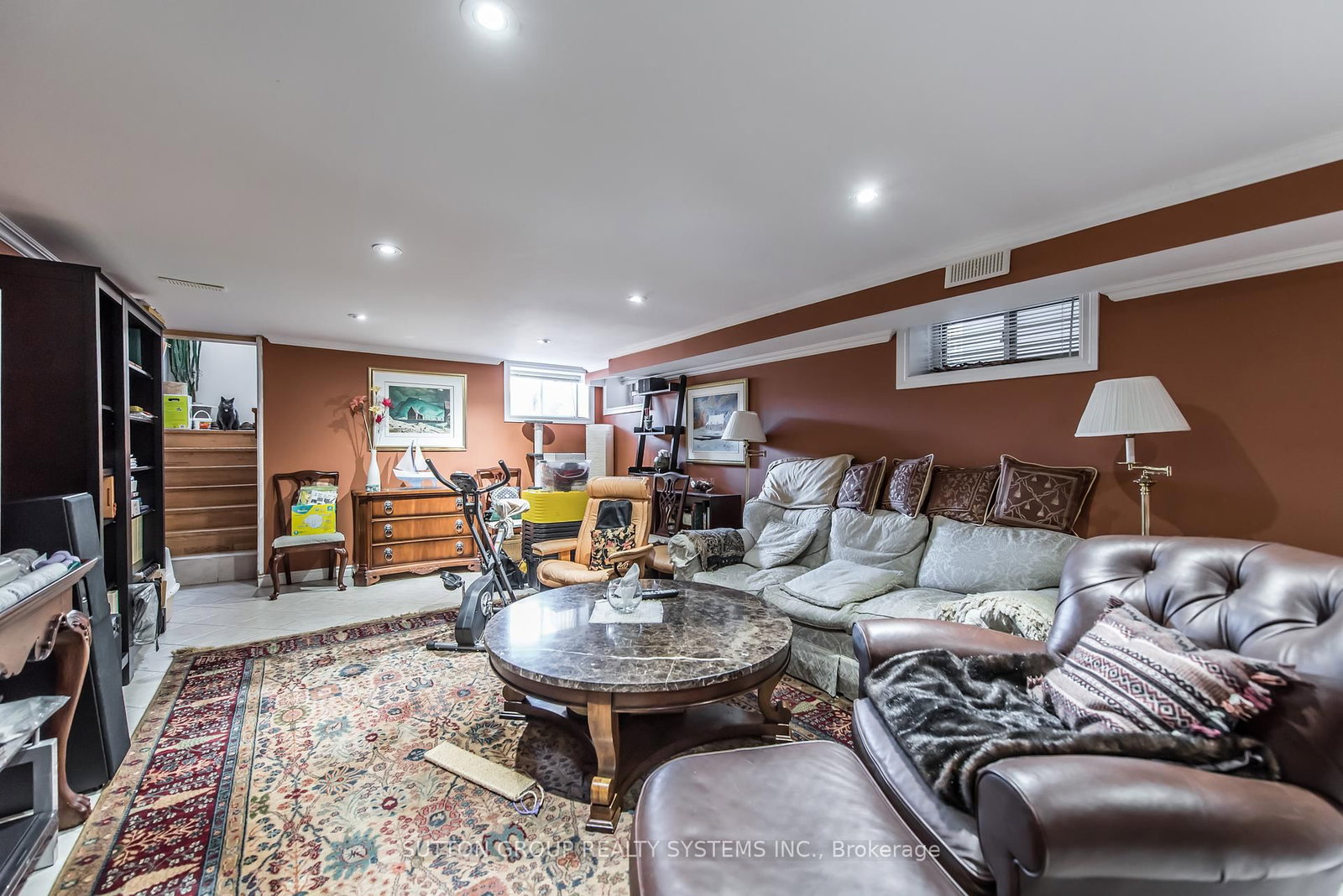 Listing Image 15