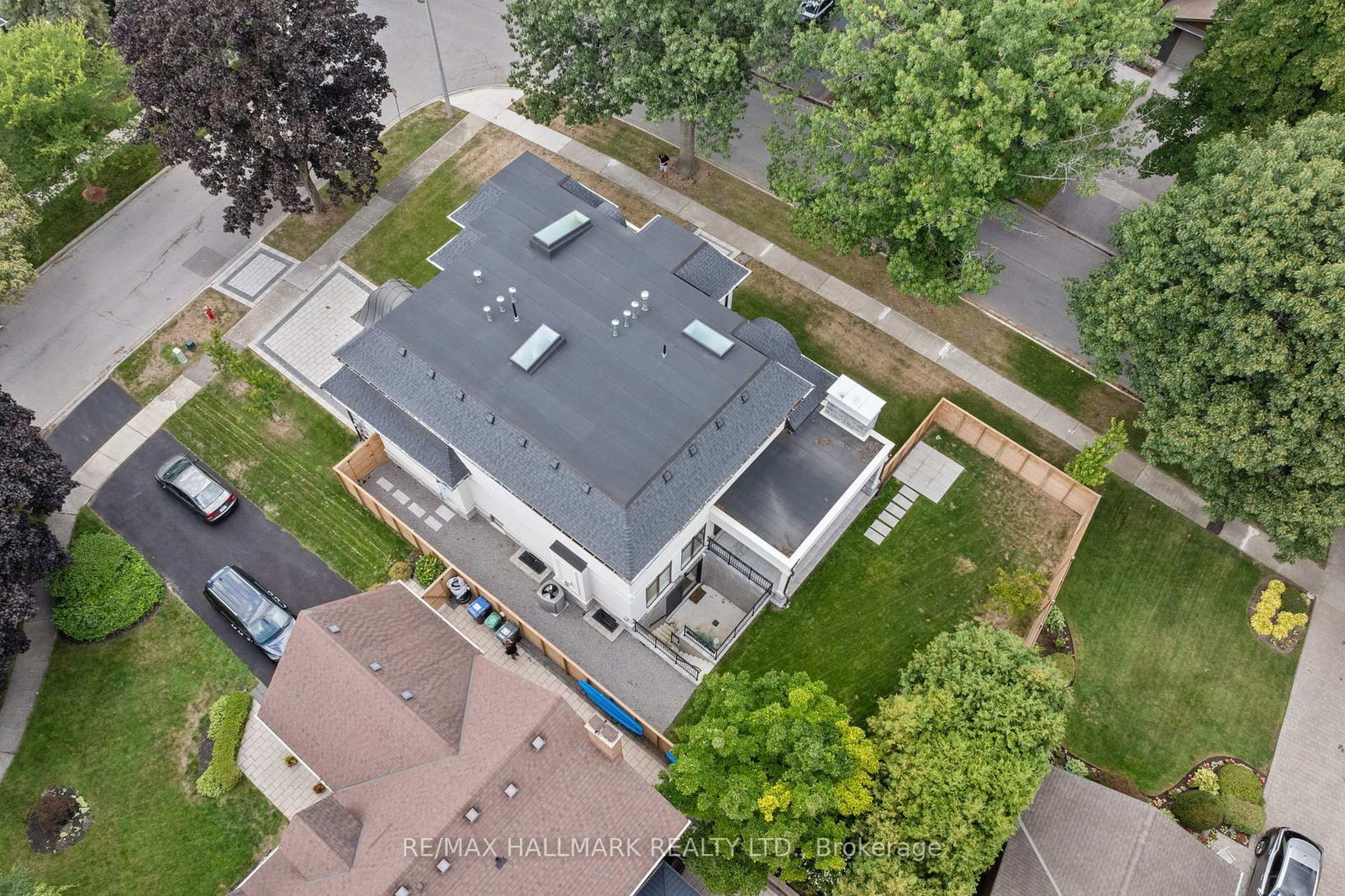 Listing Image 50