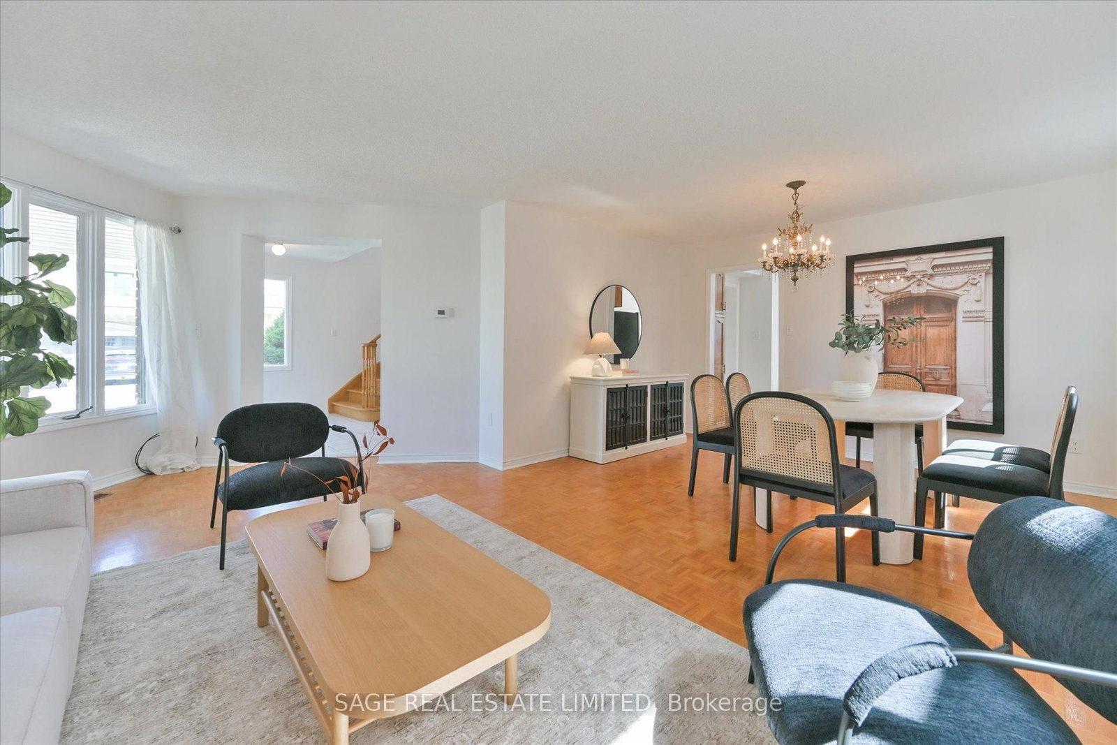 Listing Image 7