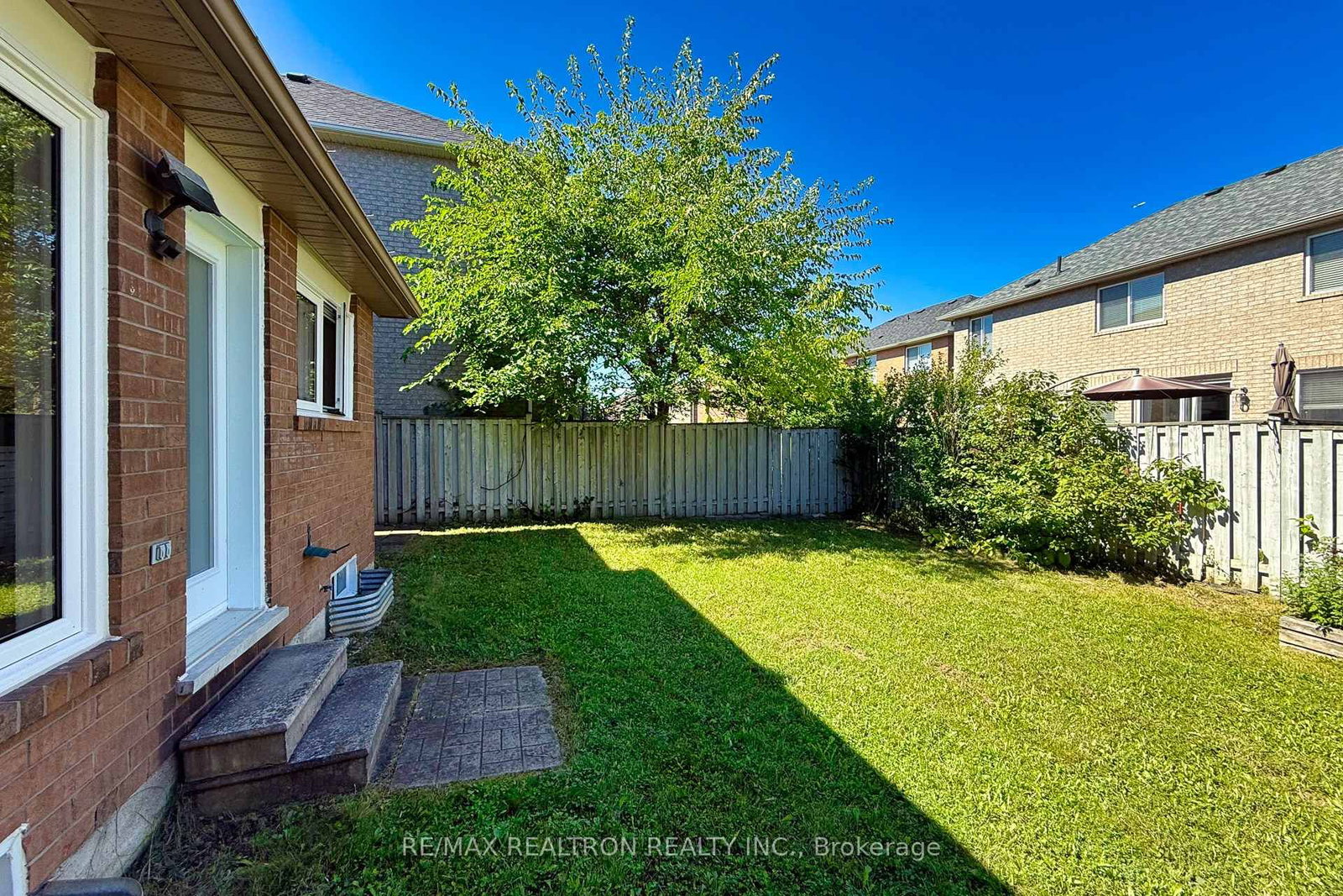 Listing Image 38