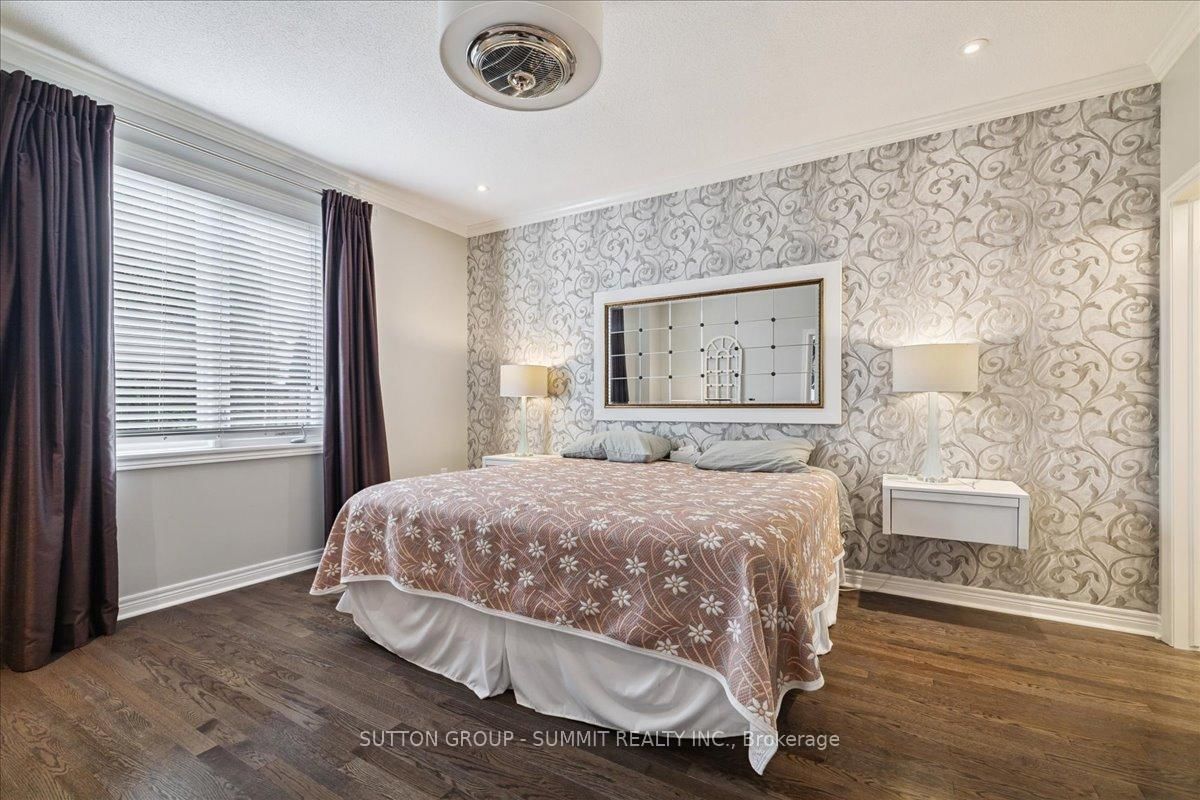 Townhouse sold at 144-2125 Itabashi Way, Burlington, Ontario, L7M 0A1 - Tansley - MLS: W12376682