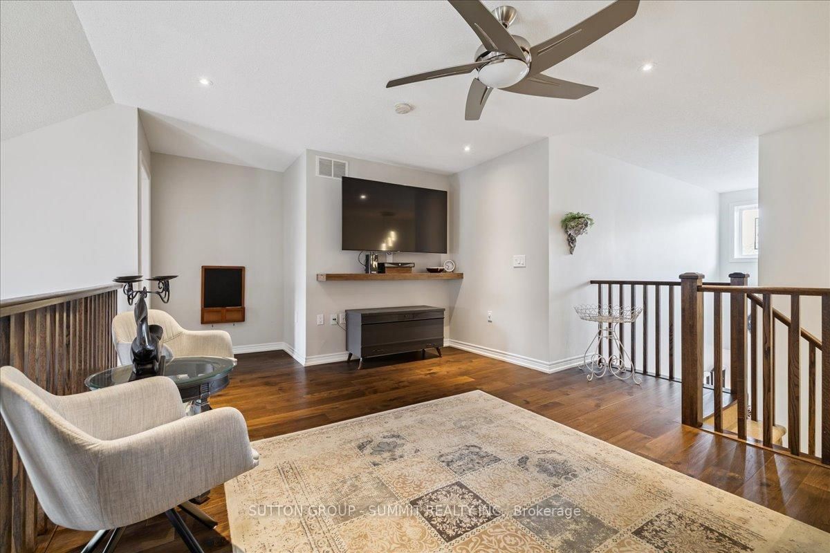 Townhouse sold at 144-2125 Itabashi Way, Burlington, Ontario, L7M 0A1 - Tansley - MLS: W12376682