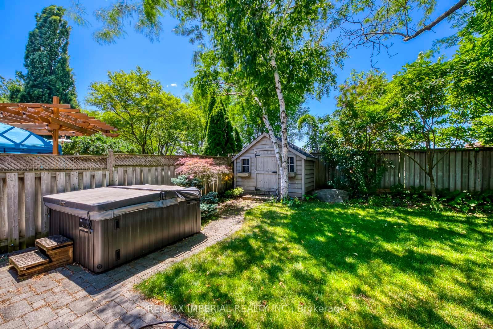 Listing Image 9