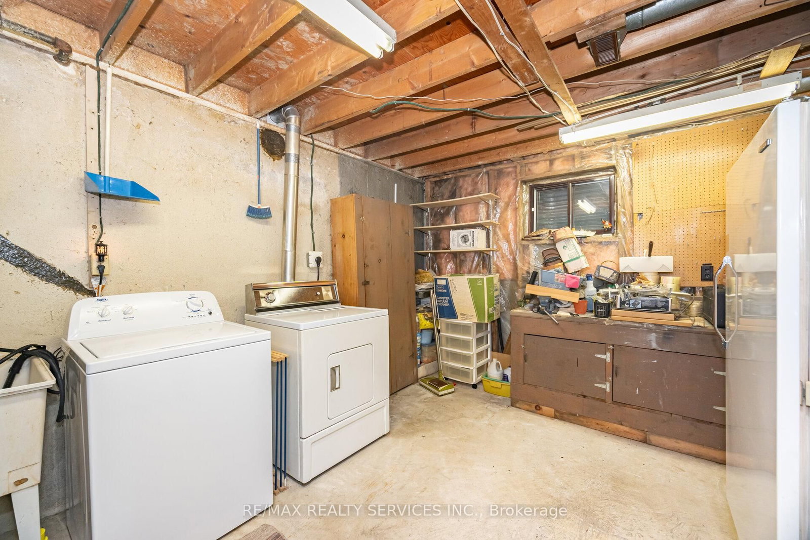 Listing Image 40