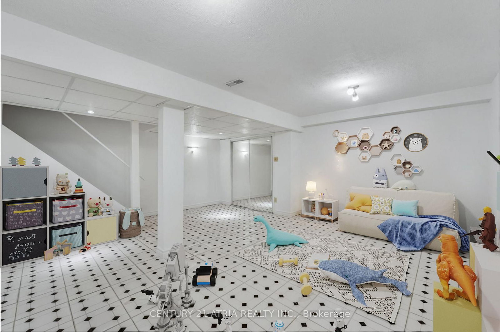 Listing Image 31