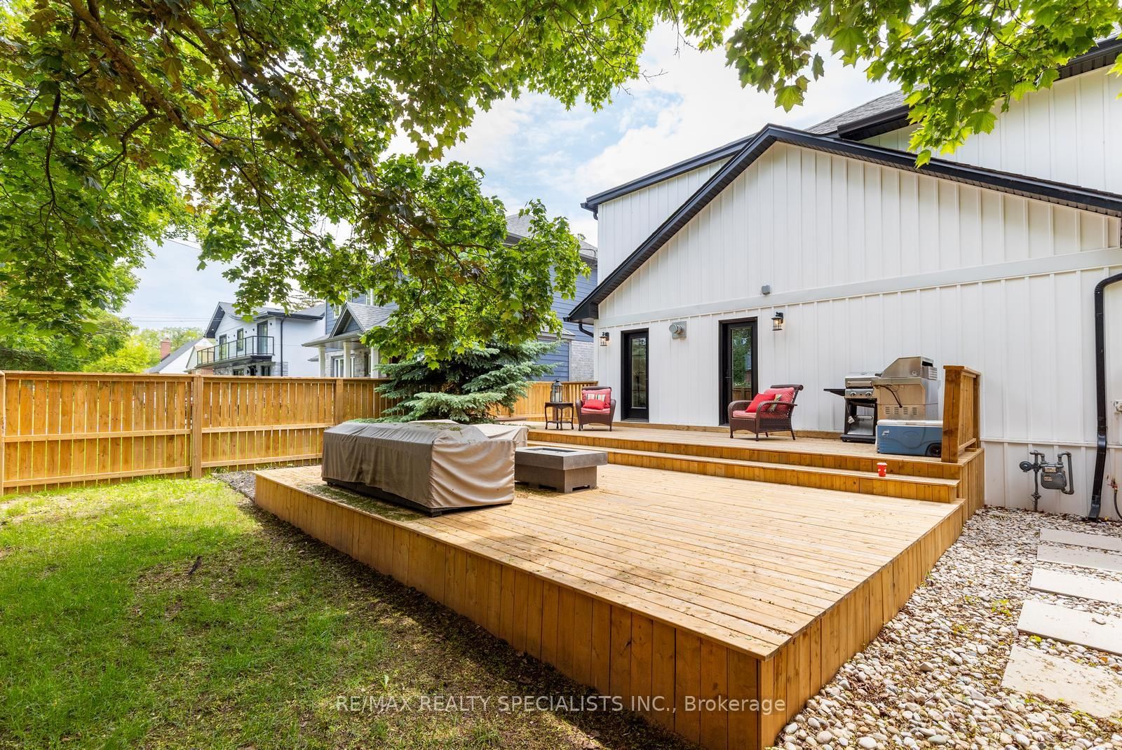 Listing Image 44