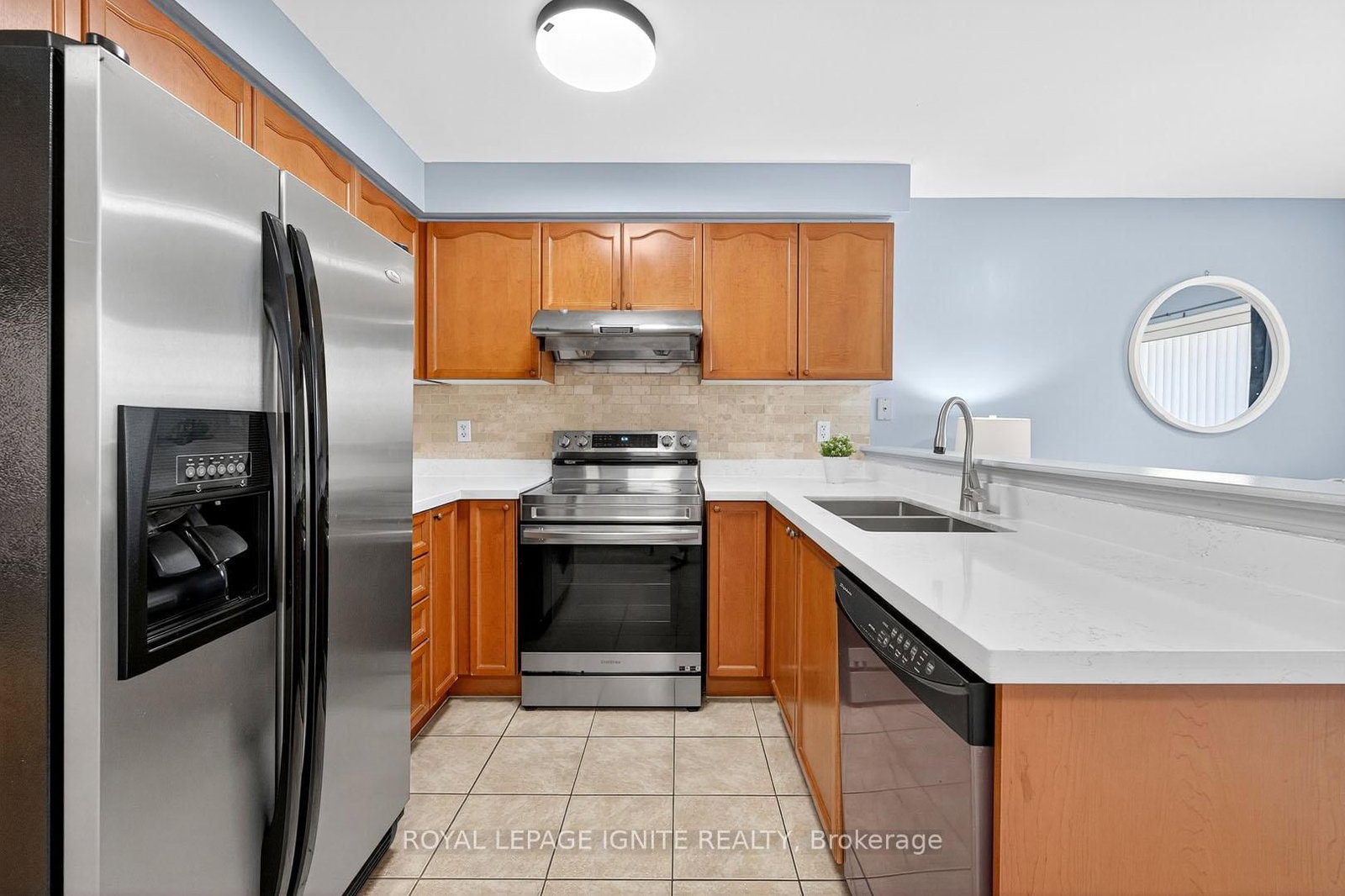 Semi-Detached House sold at 74 Dwyer Drive, Brampton, Ontario, L6S 0B1 - Gore Industrial North - MLS: W12377260