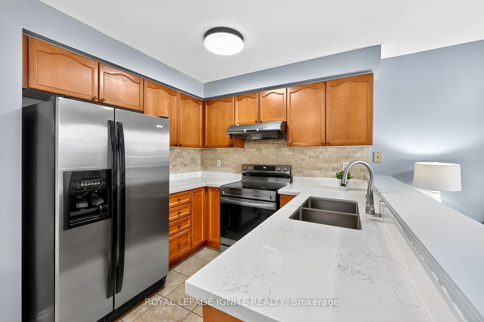 Semi-Detached House sold at 74 Dwyer Drive, Brampton, Ontario, L6S 0B1 - Gore Industrial North - MLS: W12377260