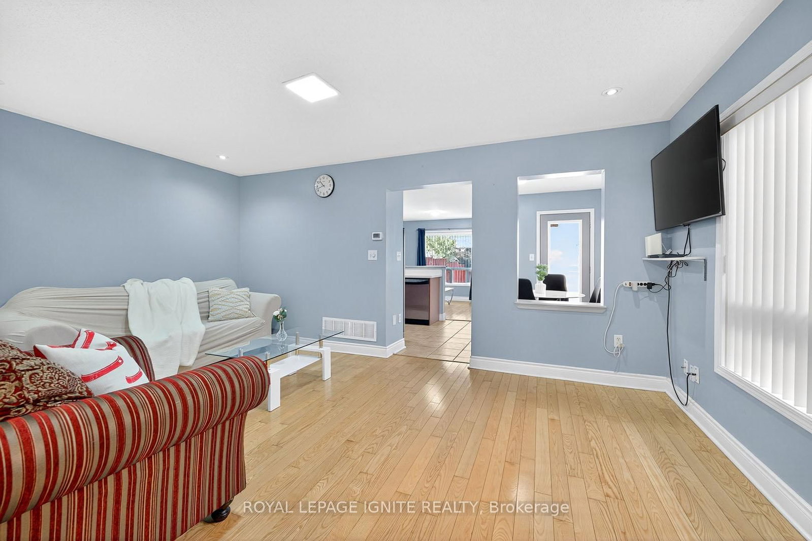 Semi-Detached House sold at 74 Dwyer Drive, Brampton, Ontario, L6S 0B1 - Gore Industrial North - MLS: W12377260
