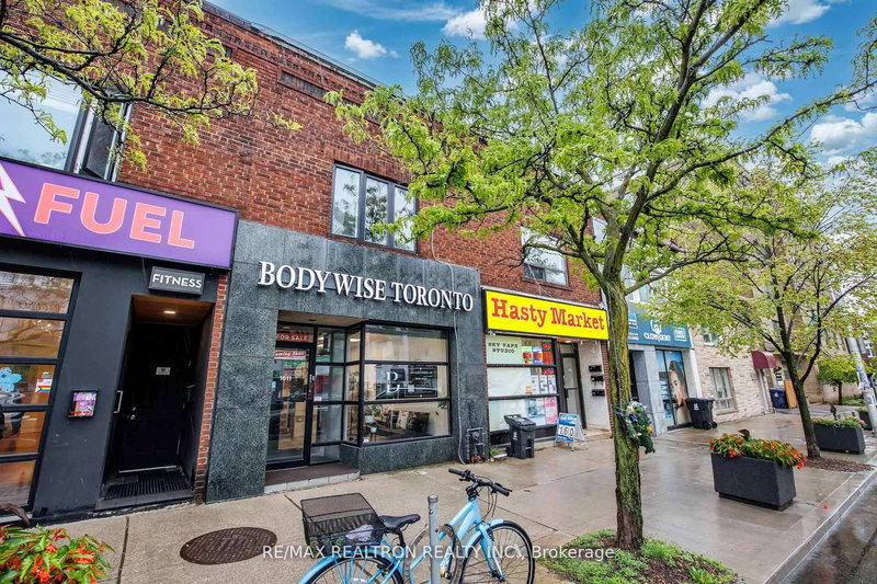 1611 Bloor St W, Toronto, M6P 1A6 | Image 2