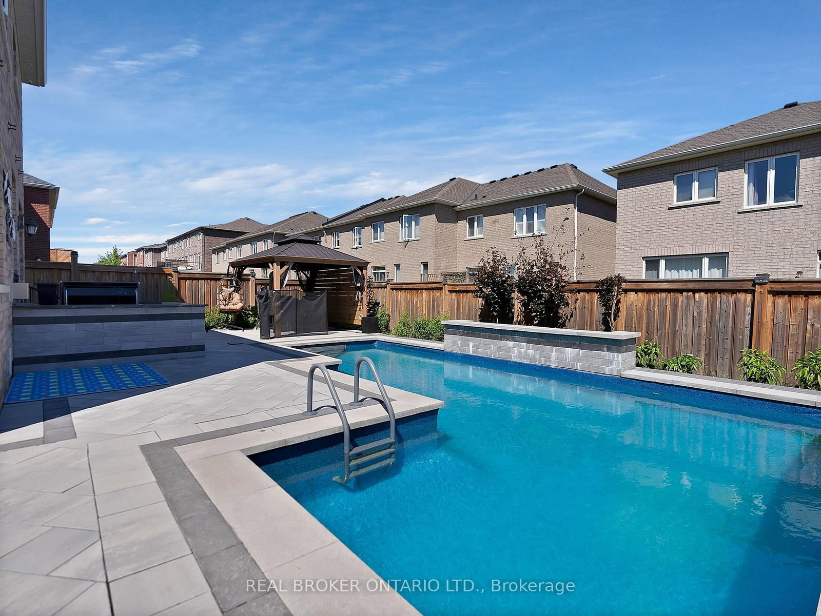 Listing Image 45