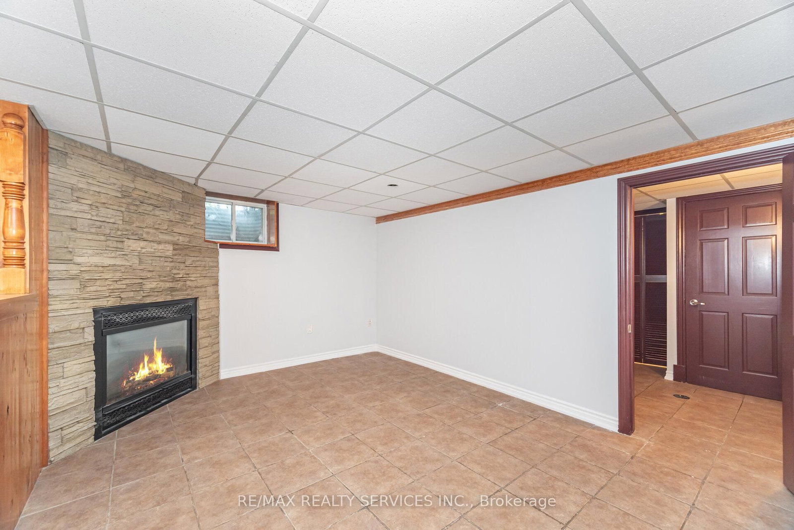 Listing Image 42